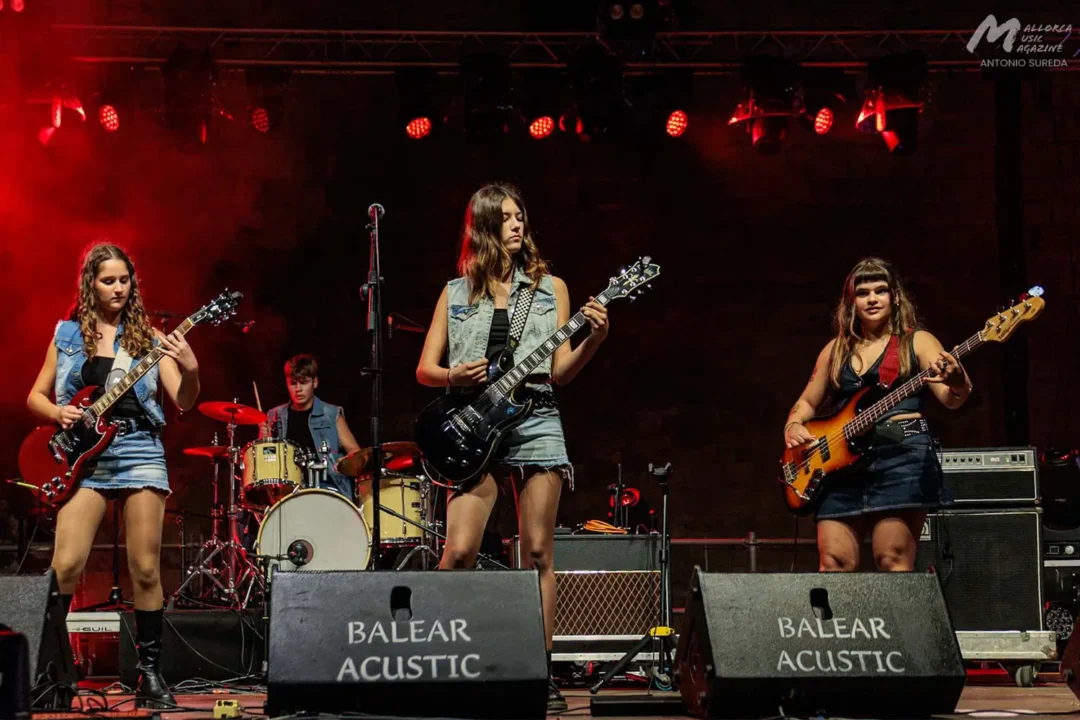 U.R. Bad U.R. Bad · Mallorca Music Magazine