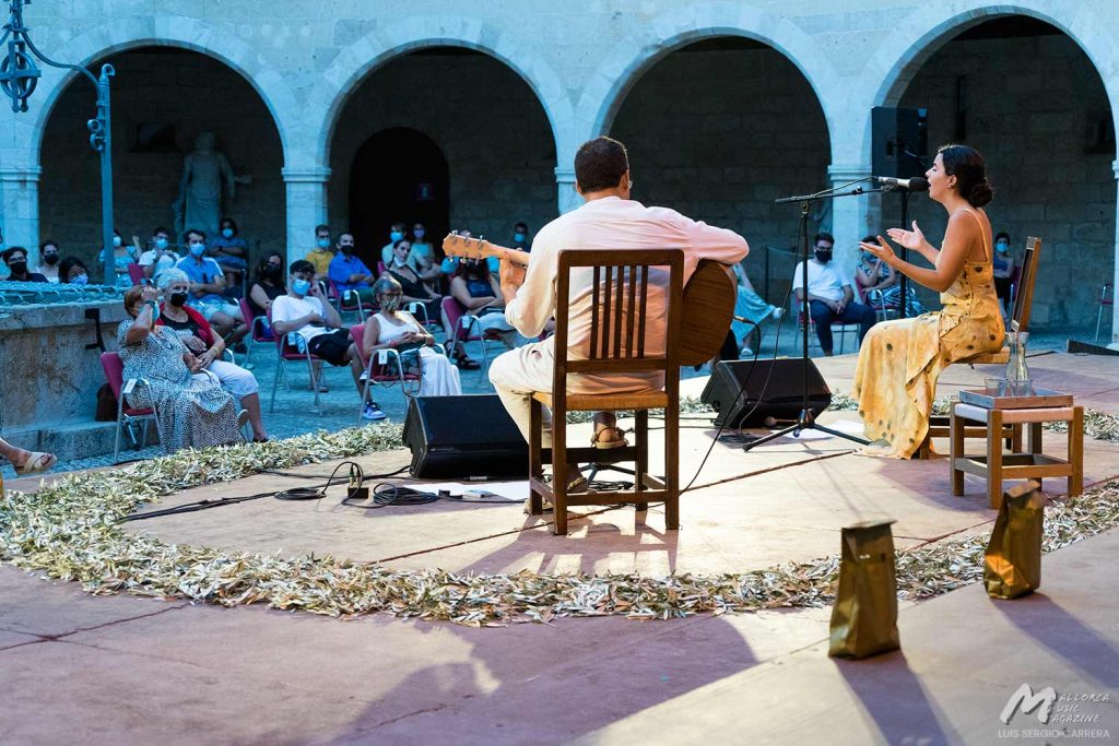 Júlia Colom & Martín Leiton - Mallorca Music Magazine