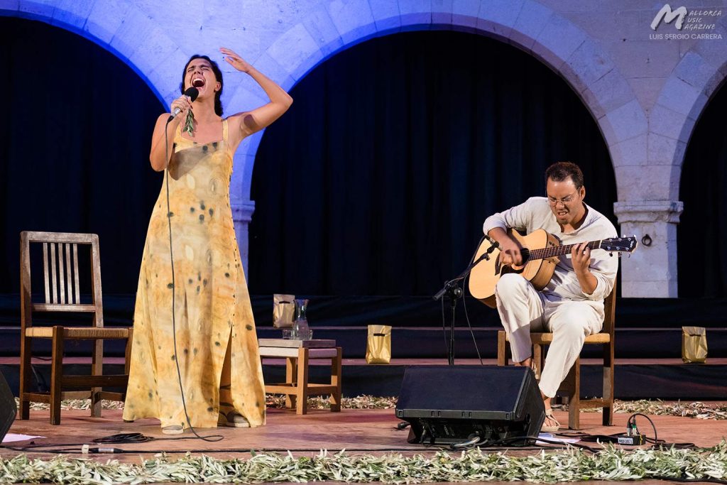 Júlia Colom & Martín Leiton - Mallorca Music Magazine