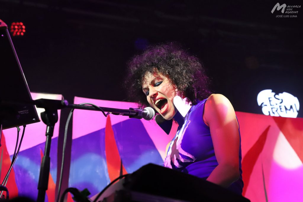 2022-12-16 Maika Makovski en Es Gremi - Mallorca Music Magazine