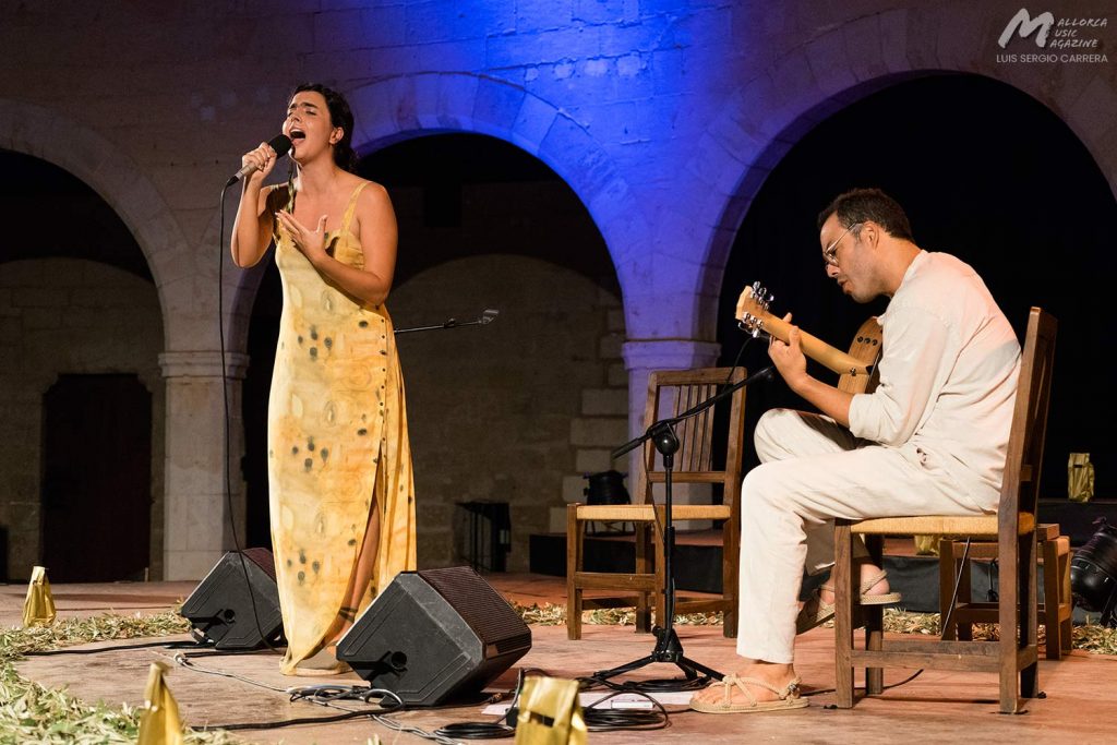 Júlia Colom & Martín Leiton - Mallorca Music Magazine