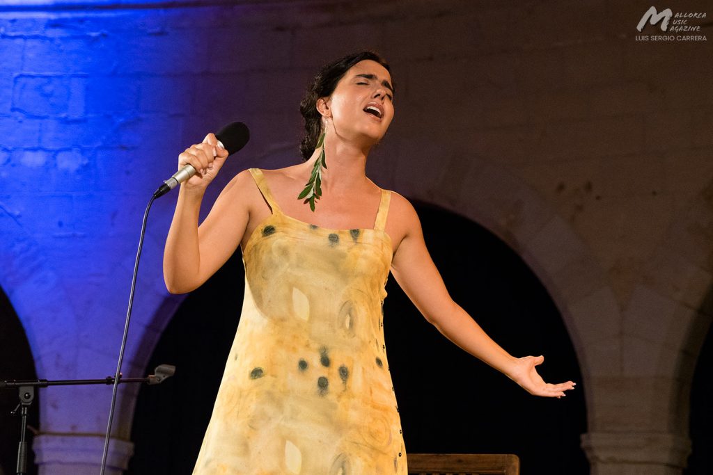 Júlia Colom - Mallorca Music Magazine