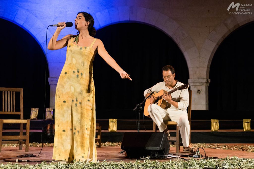Júlia Colom & Martín Leiton - Mallorca Music Magazine