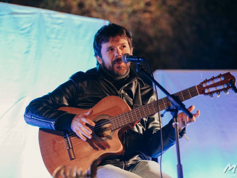 A Cau d'Orella con Alberto Alcalá y Lucía Servera · Mallorca Music Magazine