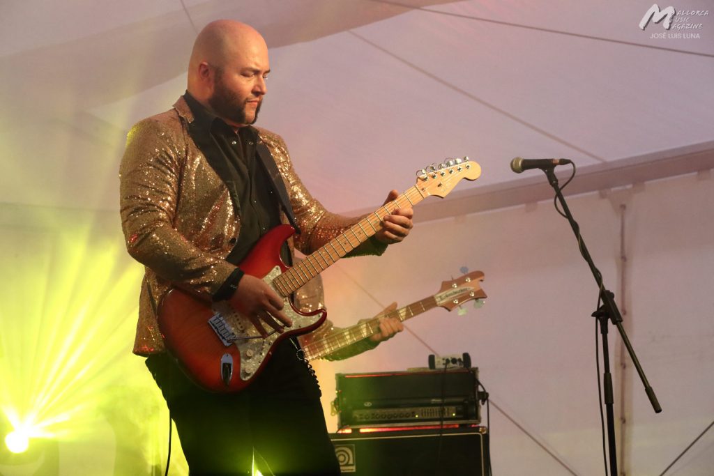 Fira B! - The Trikinis - Mallorca Music Magazine