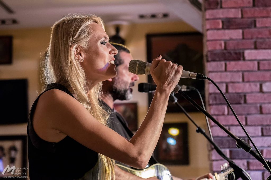 Concierto de Anglada Cerezuela Hard Rock Cafe Mallorca 2019