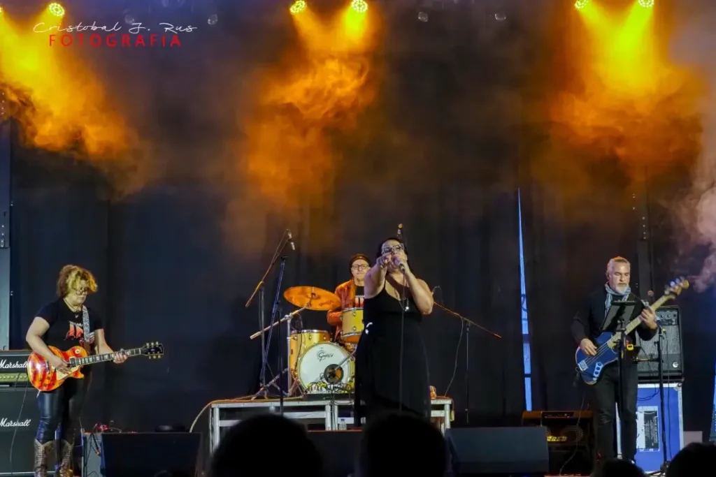 Anne and the Blues Diggers - BluesCazorla Blues Battle - Por Cristobal J. Rus Anne and the Blues Diggers - BluesCazorla Blues Battle - Por Cristobal J. Rus - Mallorca Music Magazine