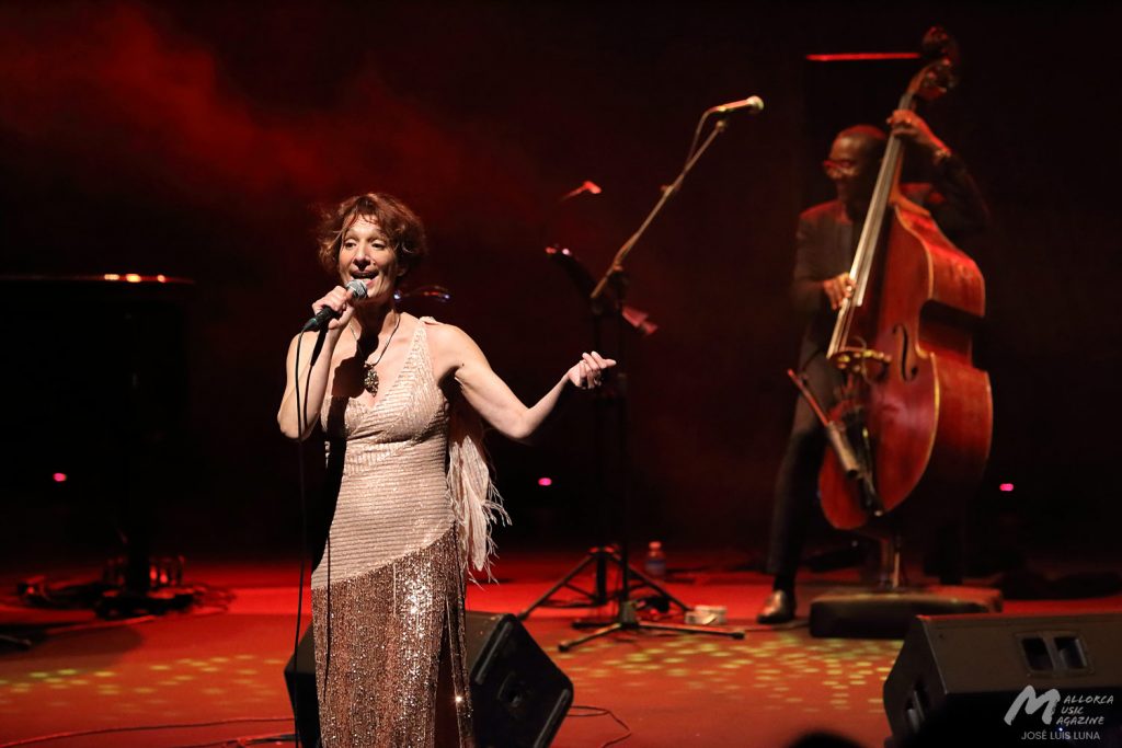 Dulce Pontes - Jazz Voyeur 2020 - Mallorca Music Magazine