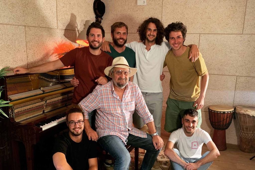 Horabaixa amb Tomeu Penya Horabaixa amb Tomeu Penya - Mallorca Music Magazine