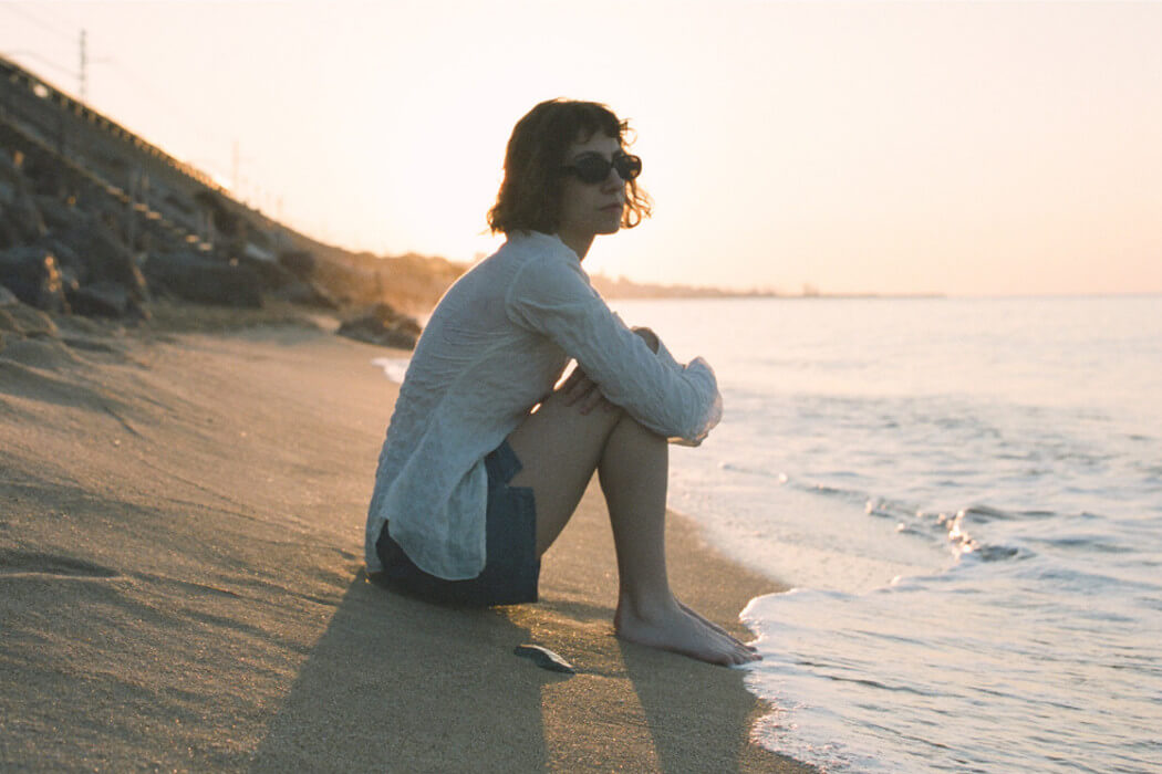 Maria Jaume - Ressaca a sa platja - Mallorca Music Magazine