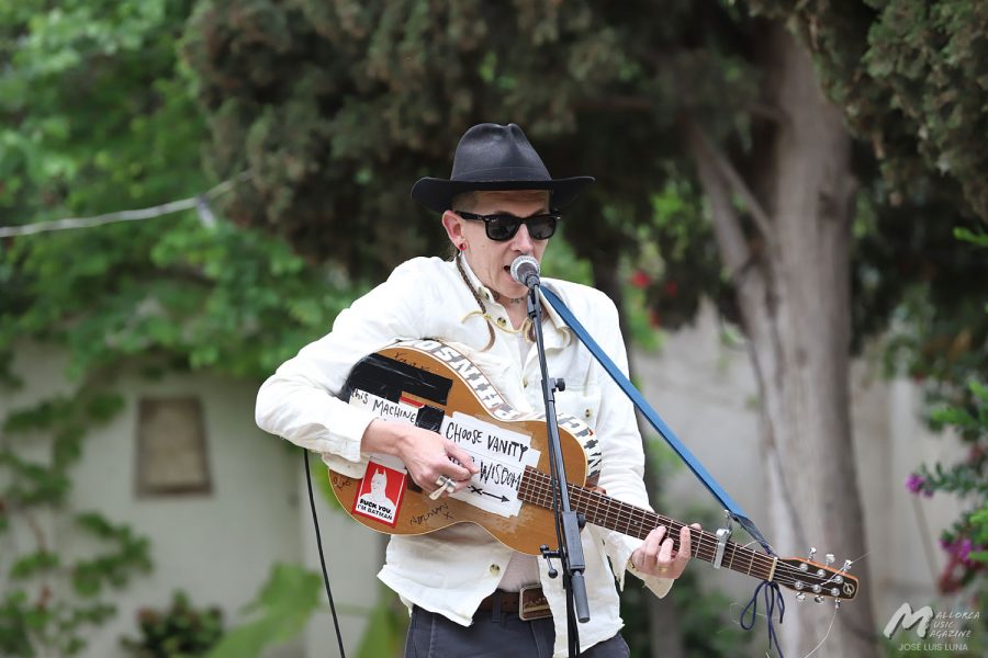 Micah P. Hinson Micah P. Hinson - Mallorca Music Magazine