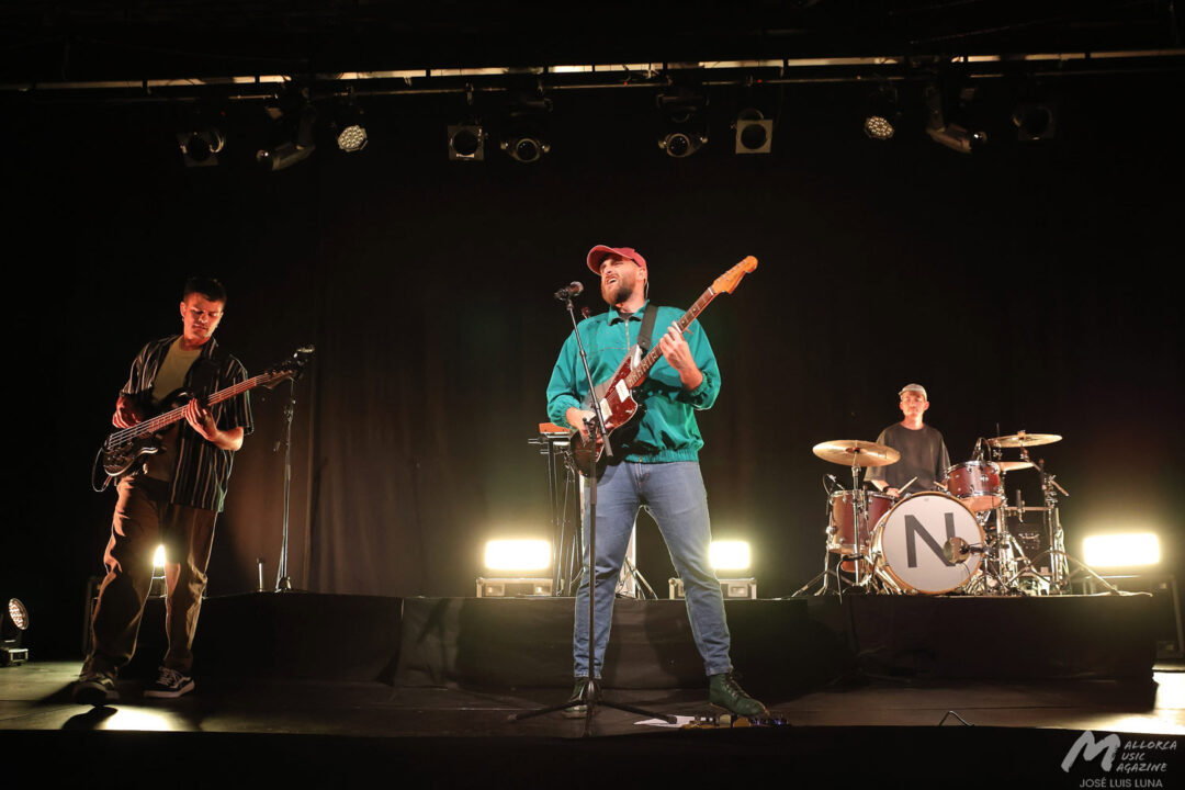 Negre en el Teatre de Lloseta Negre en el Teatre de Lloseta - Negre - Mallorca Music Magazine