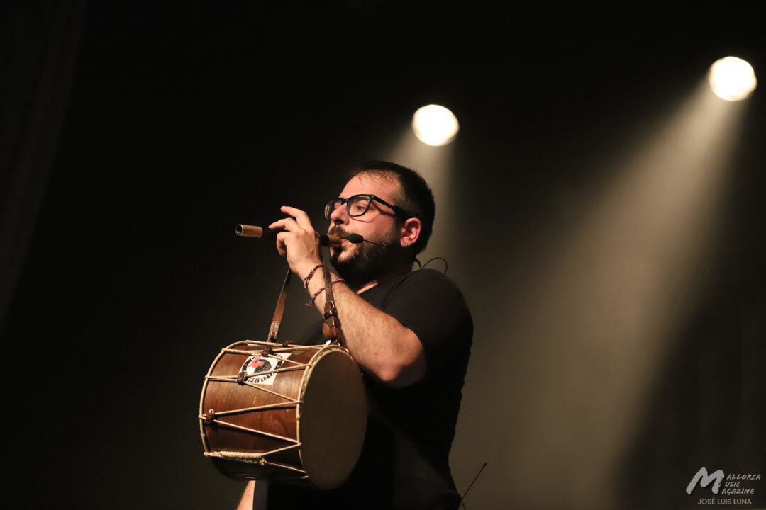 Toc de Crida en el Teatre Mar i Terra de Palma Toc de Crida en el Teatre Mar i Terra de Palma - Pau Mas- Mallorca Music Magazine