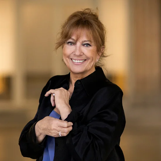 UNA VEU PLENA DE NIUS en Palma - Any Lai Bonet - Mallorca Music Magazine