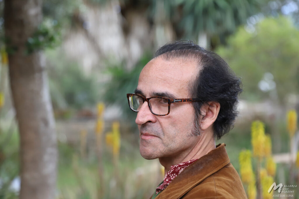 Xisco Albéniz de La Búsqueda Xisco Albéniz de La Búsqueda - Mallorca Music Magazine