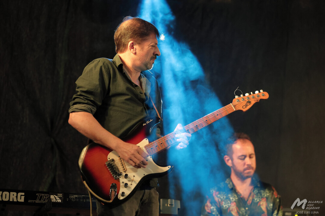 Homenaje a Víctor Uris · Mallorca Music Magazine