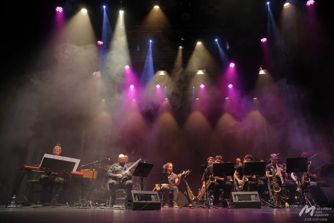 Presentación del primer disco de Mòpia en el Teatre Xesc Forteza · Mallorca Music Magazine