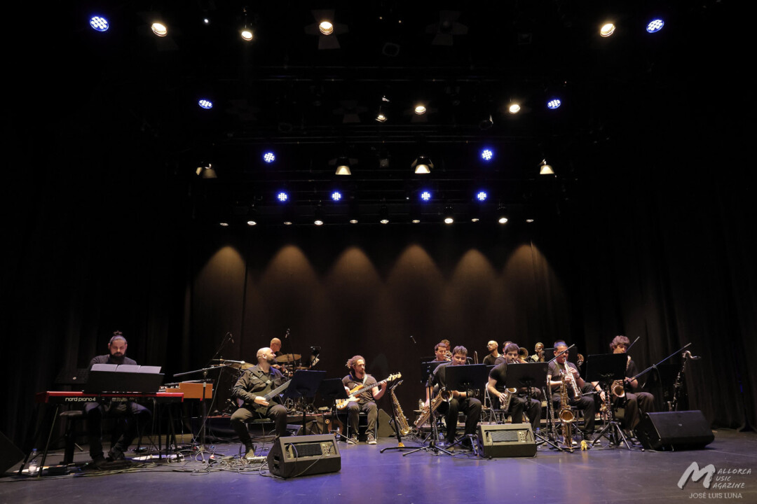 Presentación del primer disco de Mòpia en el Teatre Xesc Forteza · Mallorca Music Magazine