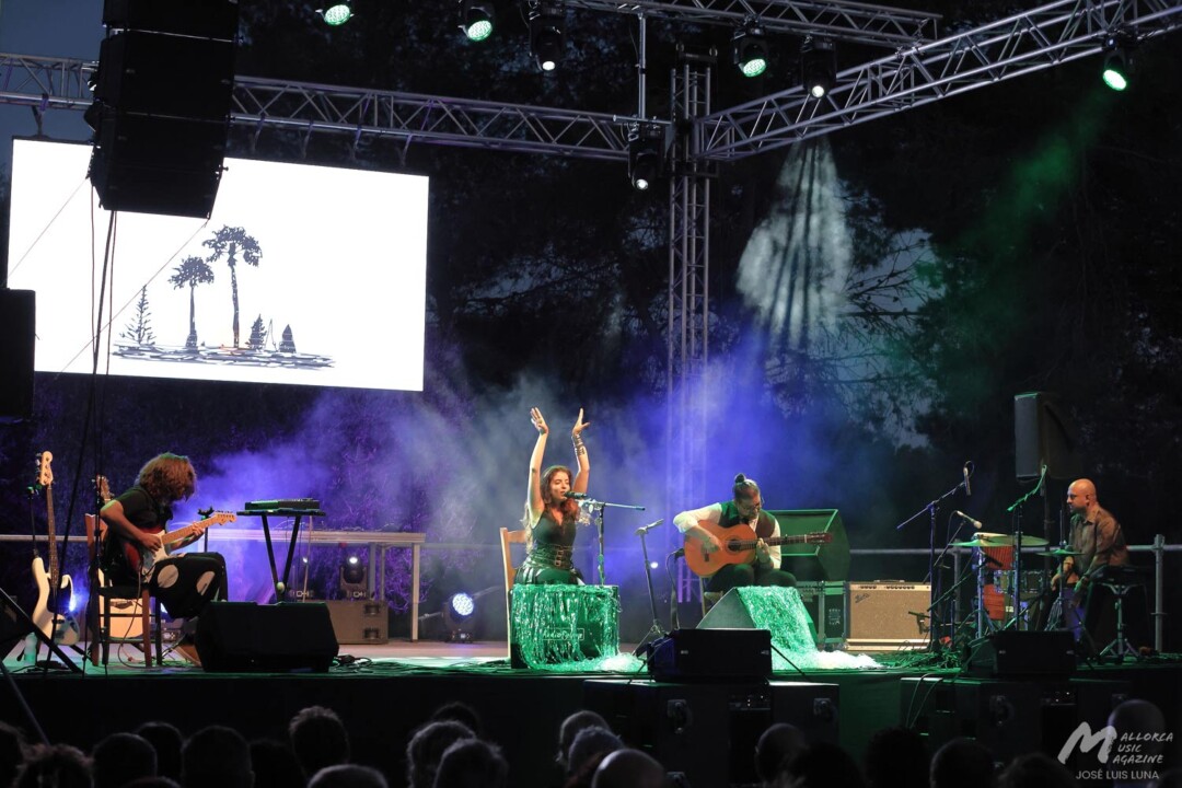 Niño de Elche y Soleá Morente en «La lluna en vers» · Mallorca Music Magazine