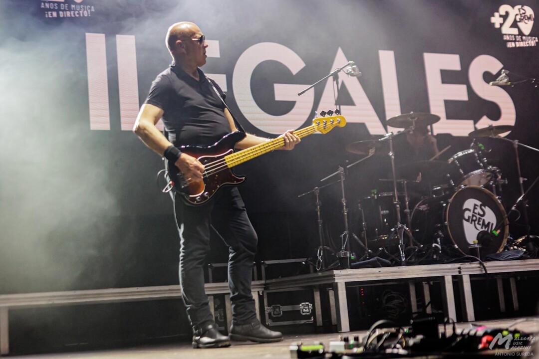 Ilegales en Es Gremi - Willy Vijande - Mallorca Music Magazine