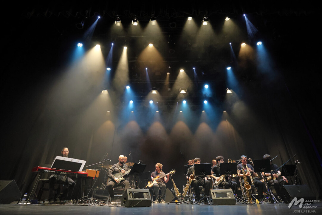 Presentación del primer disco de Mòpia en el Teatre Xesc Forteza · Mallorca Music Magazine