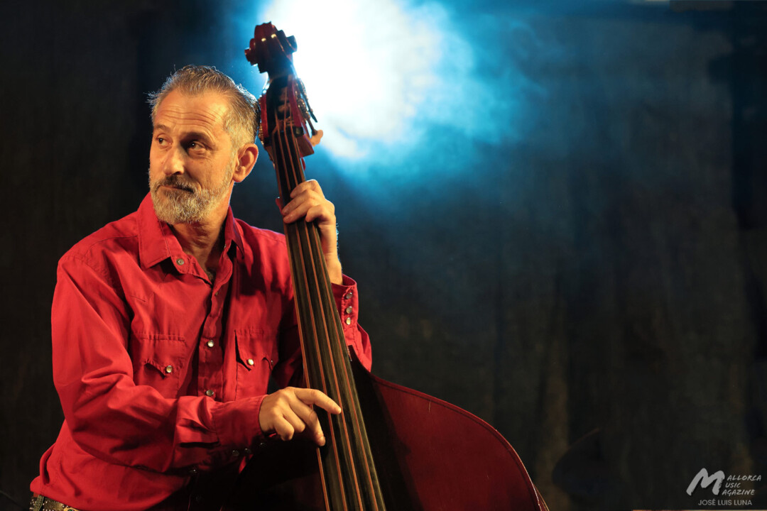 Homenaje a Víctor Uris · Mallorca Music Magazine