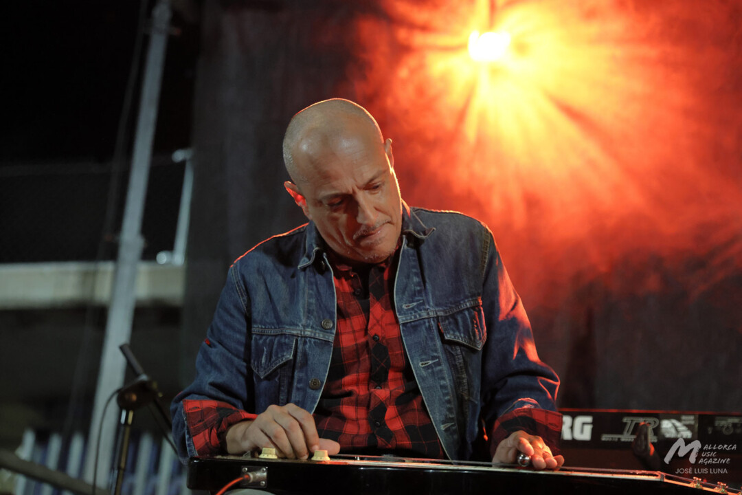 Homenaje a Víctor Uris · Mallorca Music Magazine