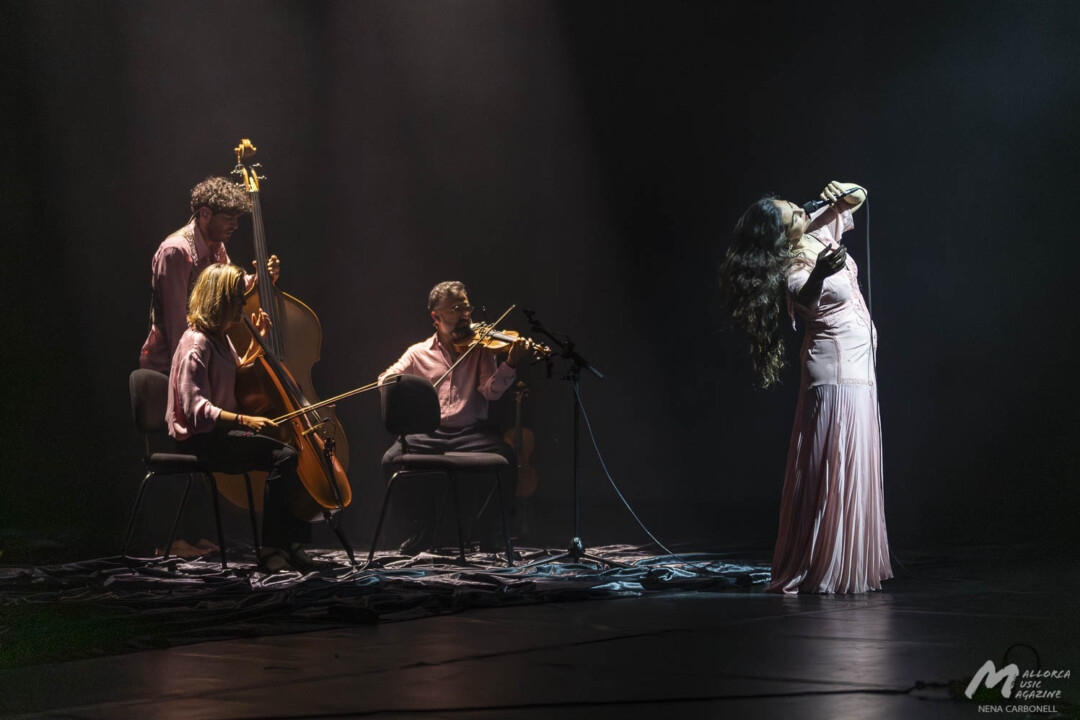 Sílvia Pérez Cruz en el Auditòrium · Mallorca Music Magazine