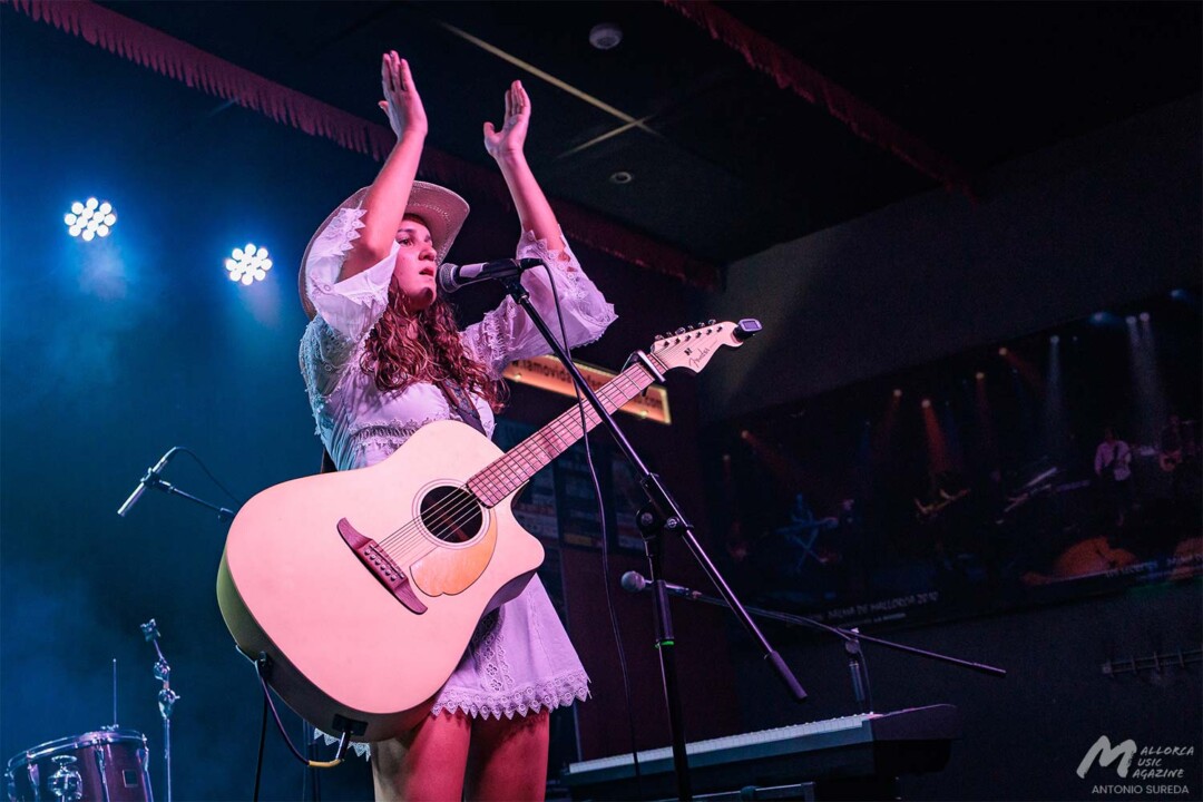 NaXisca en la 3ª semifinal del Pop Rock de Palma 2025 en Es Gremi