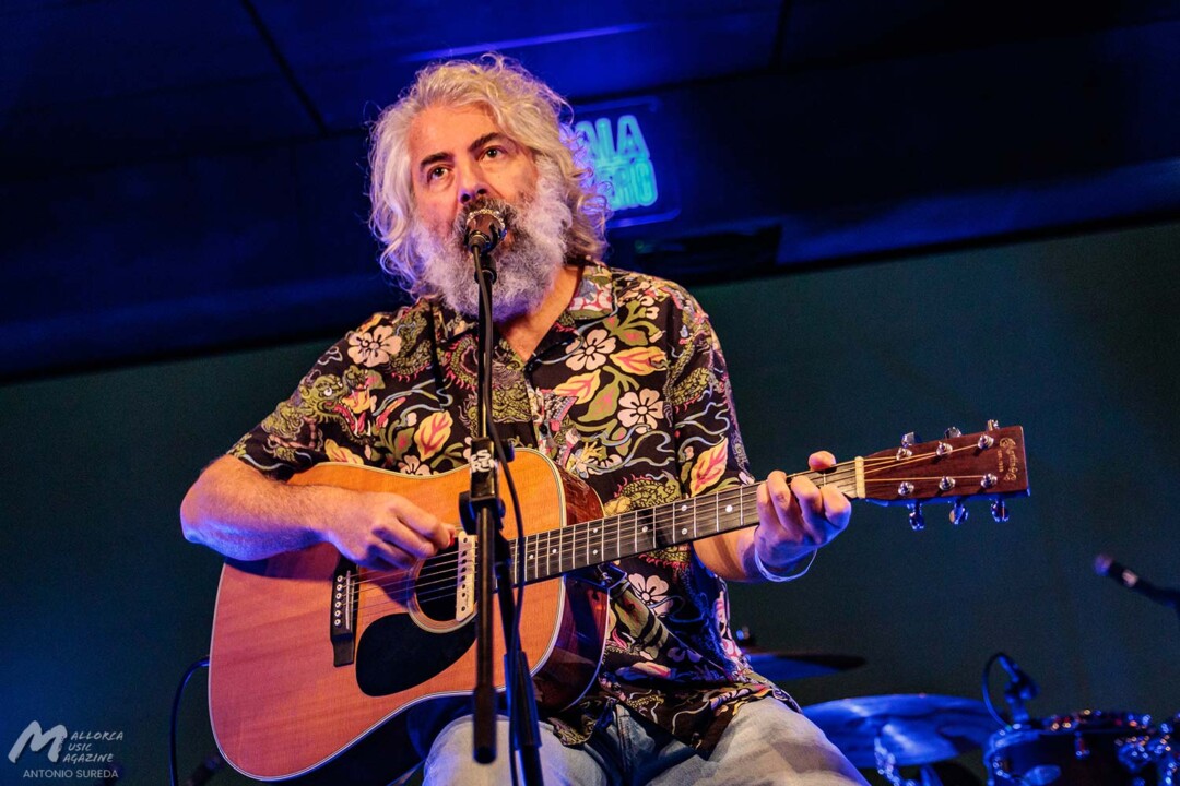 Sr. Chinarro en Es Gremi · Mallorca Music Magazine