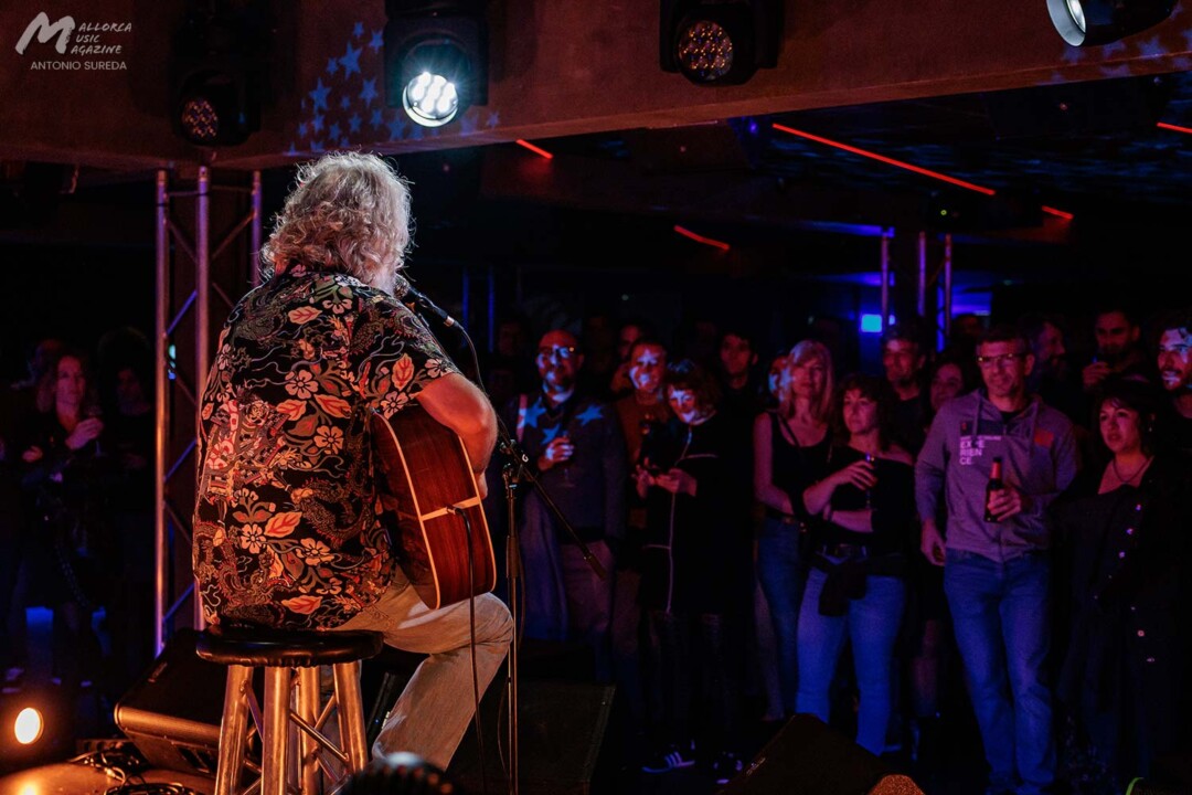 Sr. Chinarro en Es Gremi · Mallorca Music Magazine