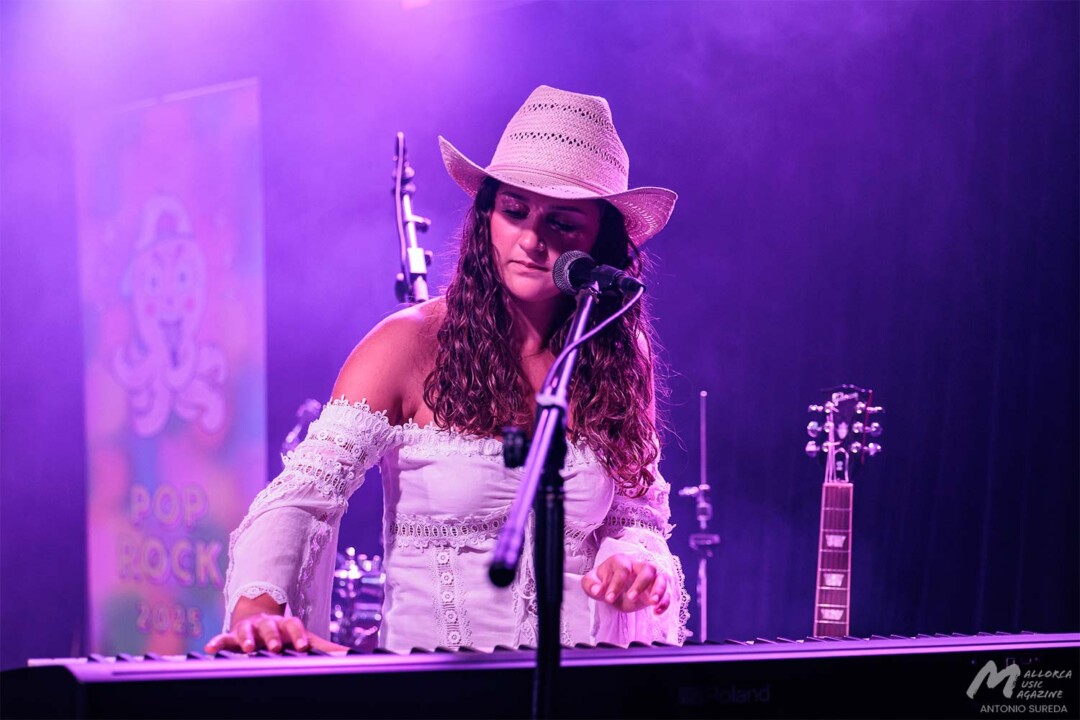 NaXisca en la 3ª semifinal del Pop Rock de Palma 2025 en Es Gremi