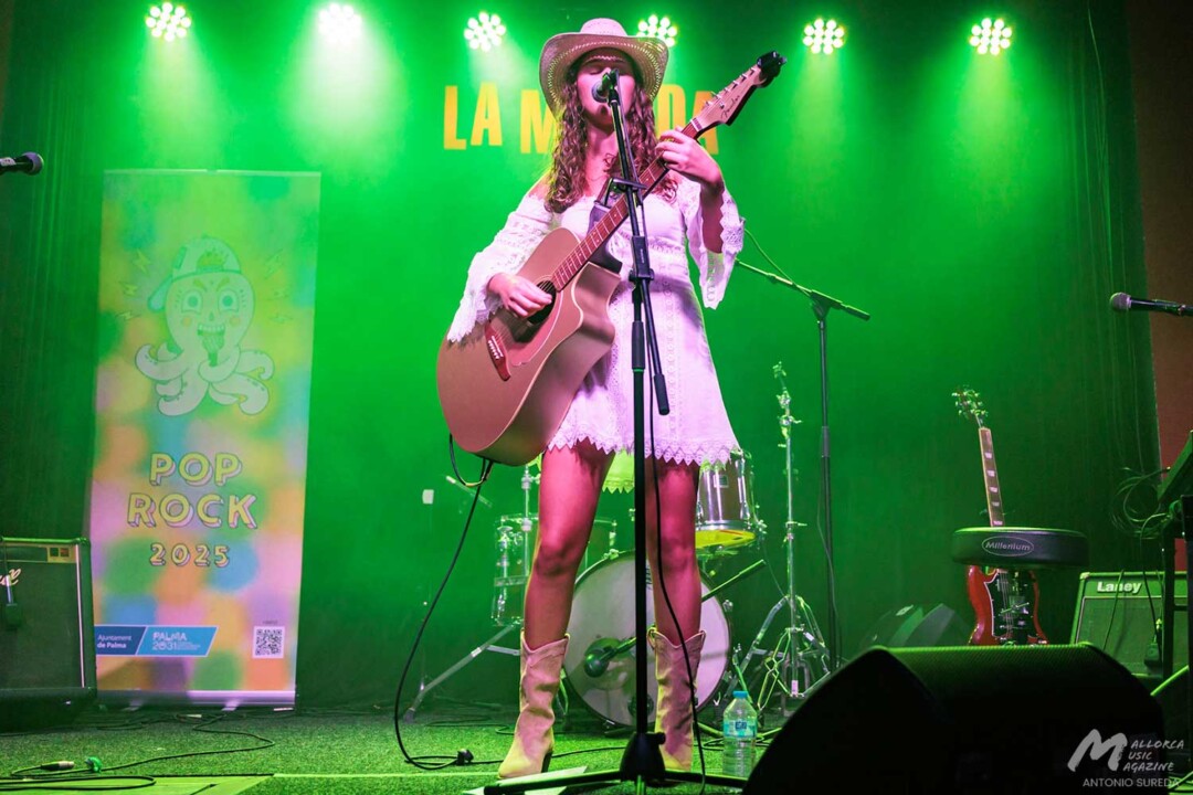 NaXisca en la 3ª semifinal del Pop Rock de Palma 2025 en Es Gremi