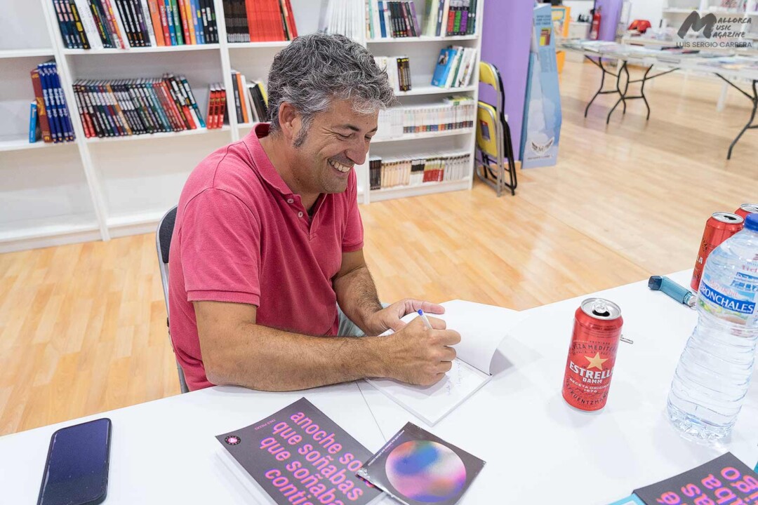 Tres Piezas en la librería Gotham Cómics de Palma - Mallorca Music Magazine