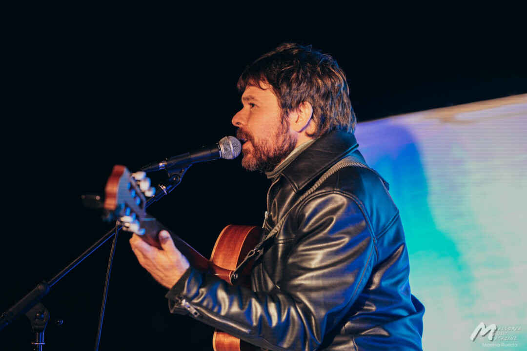 A Cau d'Orella con Alberto Alcalá y Lucía Servera · Mallorca Music Magazine