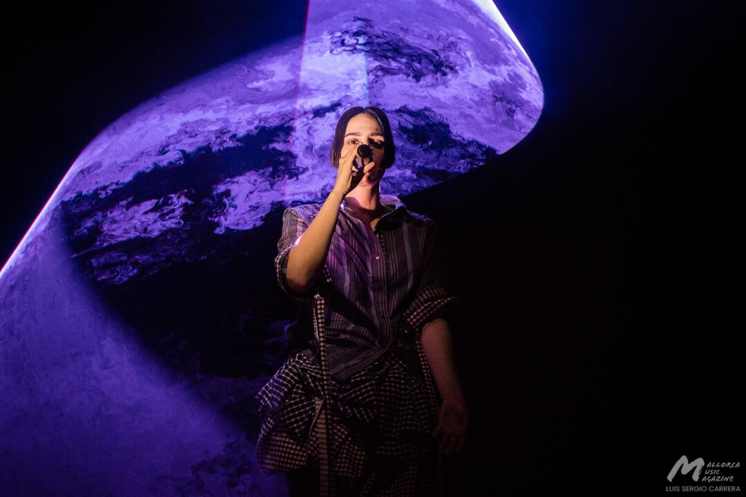Maria Arnal en La Lluna en Vers · Mallorca Music Magazine