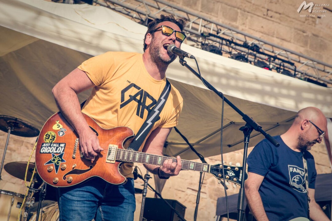 Waterfall 30 Aniversario Runaway - Waterfall - Mallorca Music Magazine