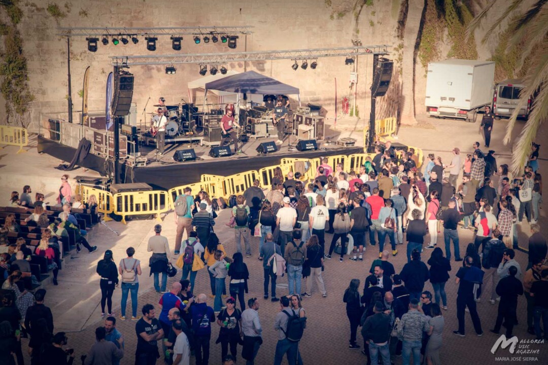 Take it Easy 30 Aniversario Runaway - Take It Easy - Mallorca Music Magazine