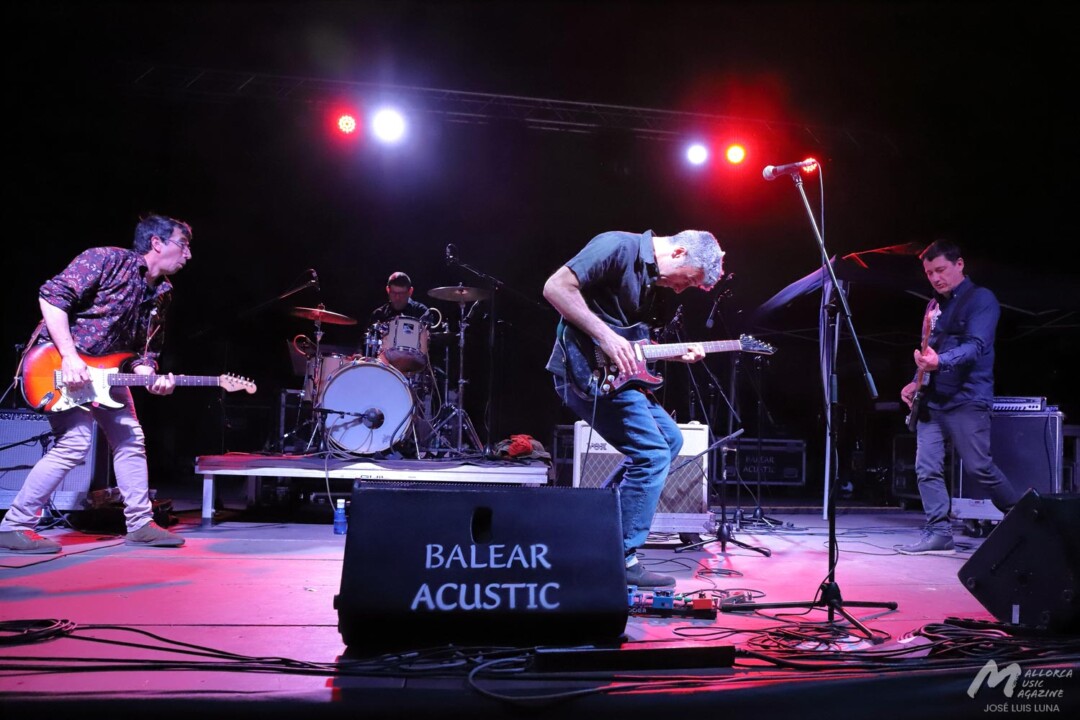 Los Crudos 30 Aniversario Runaway - Los Crudos - Mallorca Music Magazine