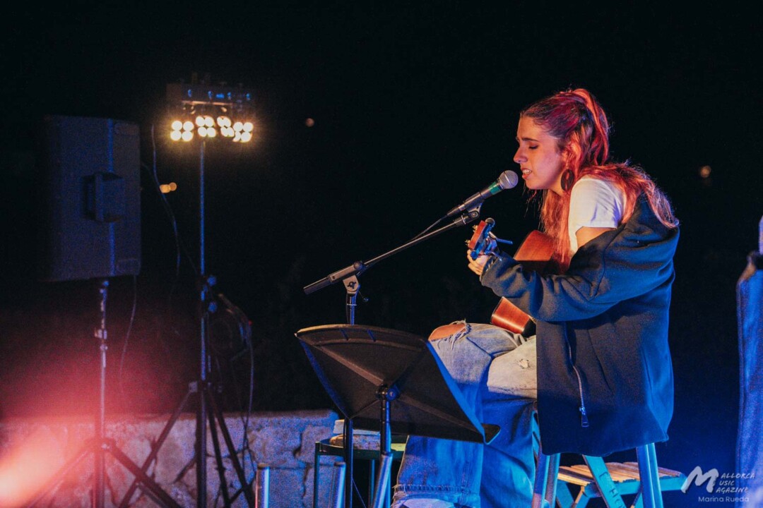 A Cau d'Orella con Alberto Alcalá y Lucía Servera · Mallorca Music Magazine