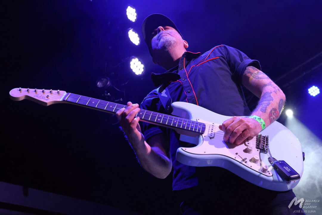 Hattori Hanzo Surf Experience en Es Gremi · Mallorca Music Magazine