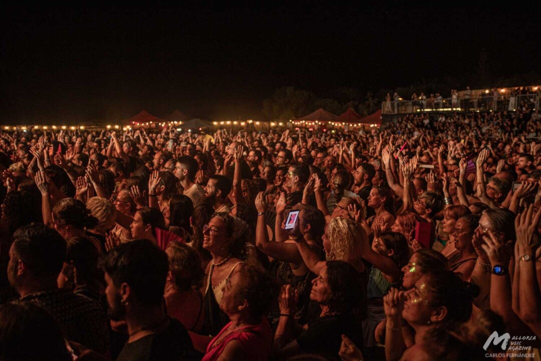 Amaral en Es Jardí - Público - Mallorca Music Magazine