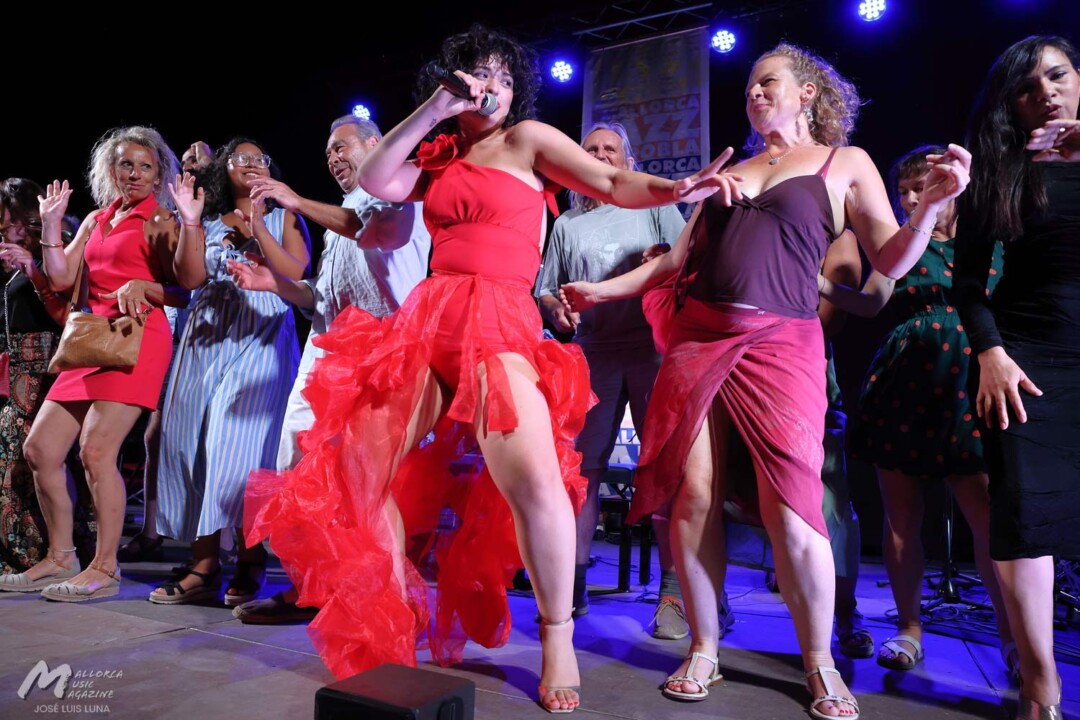 Ana Carla Maza en el Mallorca Jazz Sa Pobla - Mallorca Music Magazine