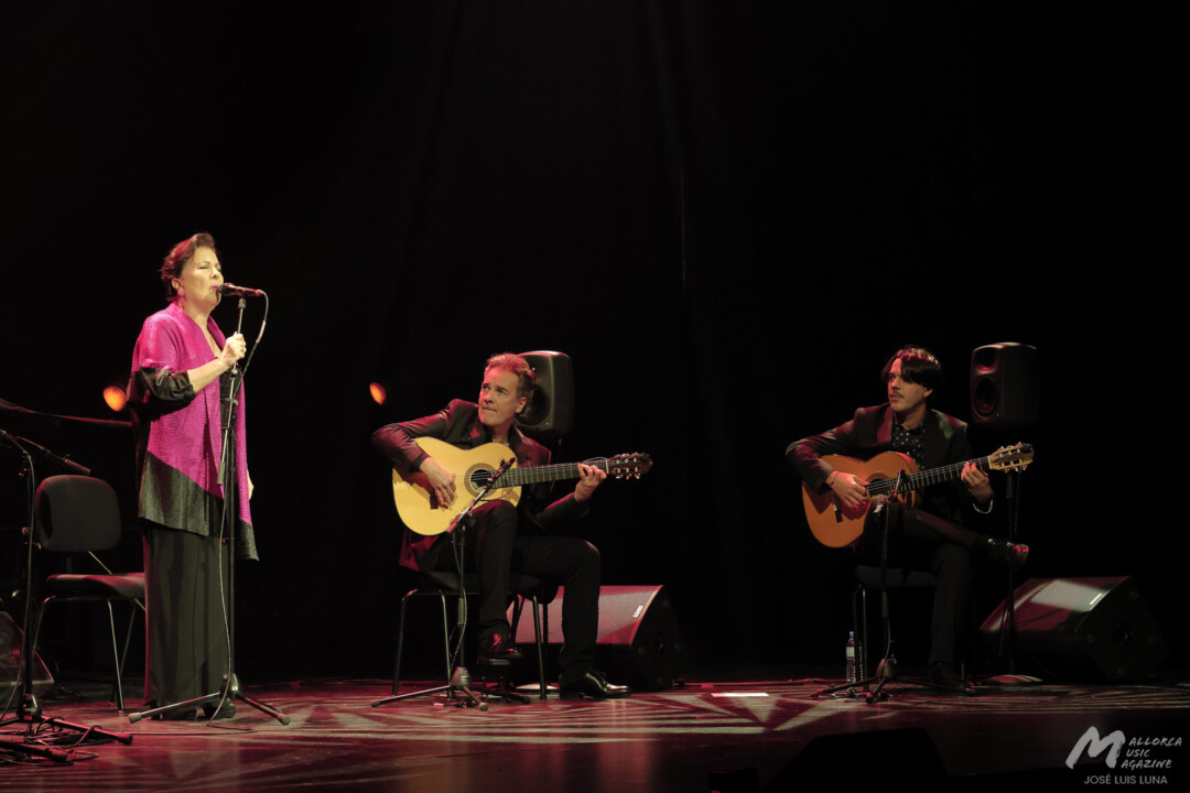 Carmen Linares en el Teatre Principal de Palma (Festival Paco de Lucía) - Mallorca Music Magazine