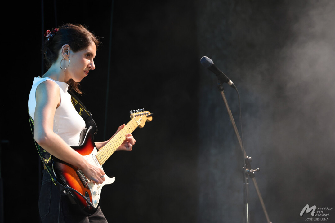 Christina Rosenvinge en Binissalem (La Lluna en Vers) - Mallorca Music Magazine