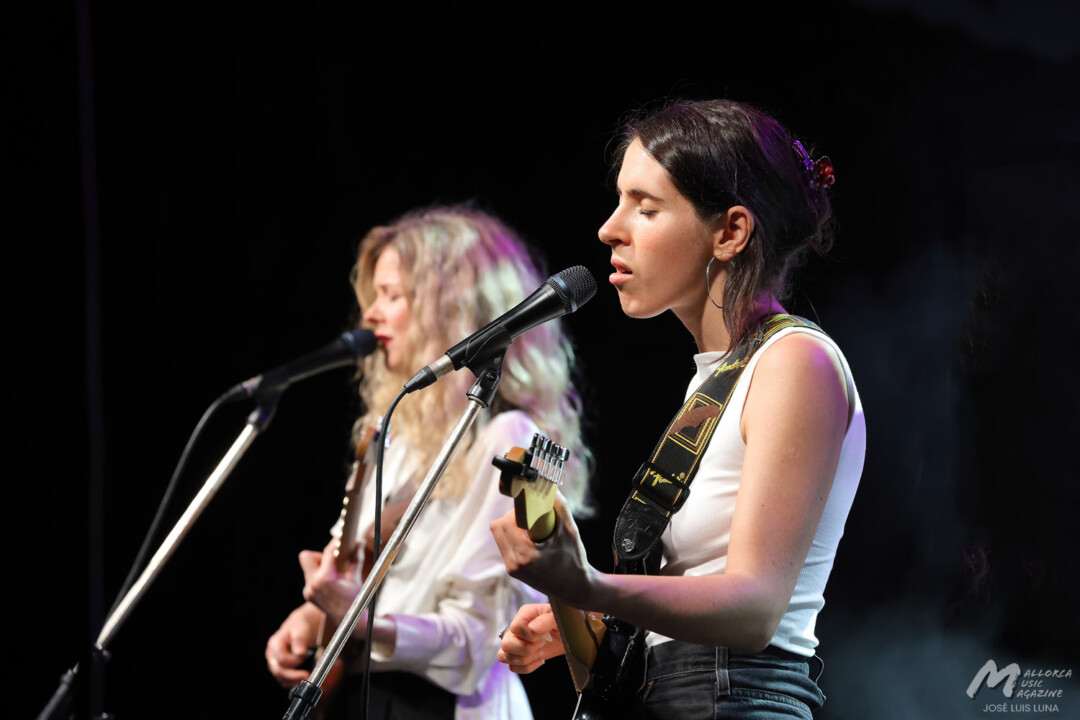 Christina Rosenvinge en Binissalem (La Lluna en Vers) - Mallorca Music Magazine