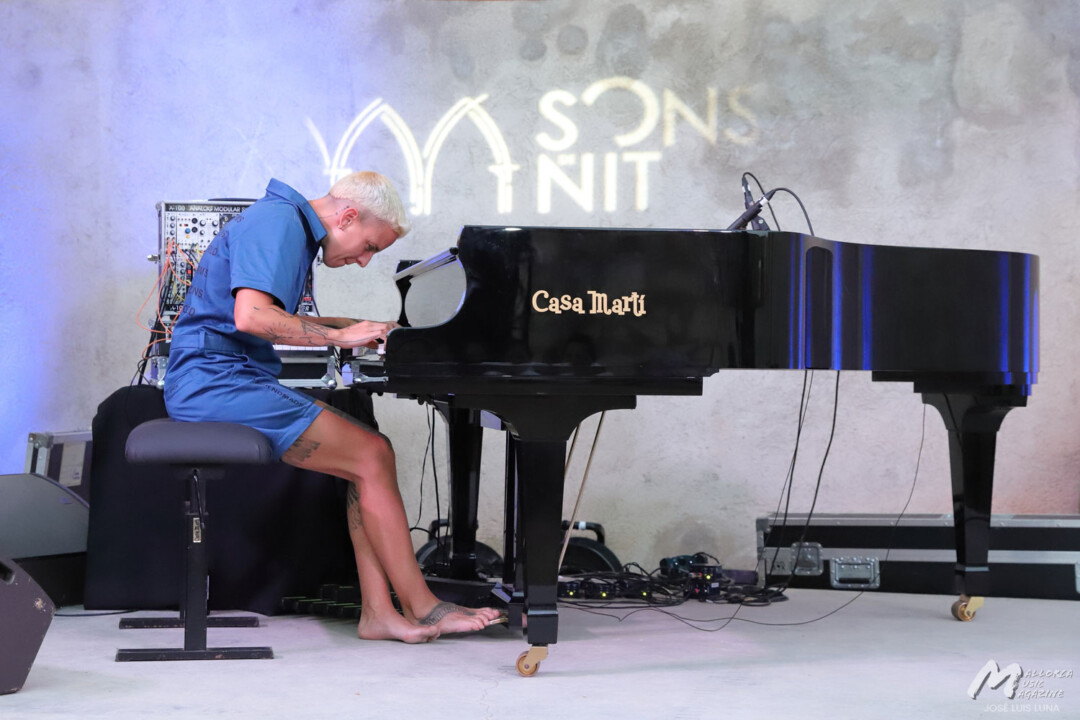 Clara Peya a Sa Farinera de Llubí (Sons de Nit 2023) - Mallorca Music Magazine