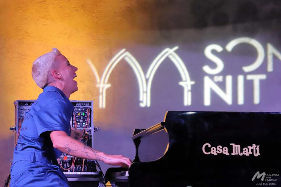 Clara Peya a Sa Farinera de Llubí (Sons de Nit 2023) - Mallorca Music Magazine