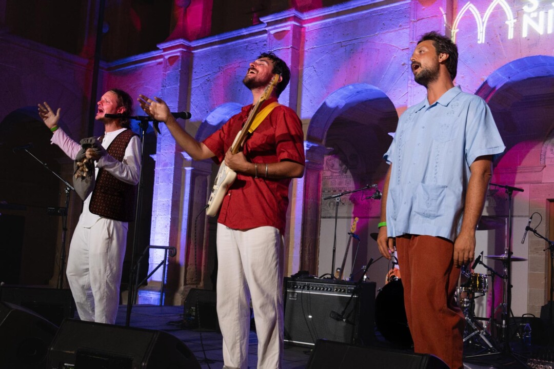 Club del Río en Llucmajor (SonsDeNit) - Juan 'Espiga', Esteban de Bergia y Álvaro Ayuso - Mallorca Music Magazine