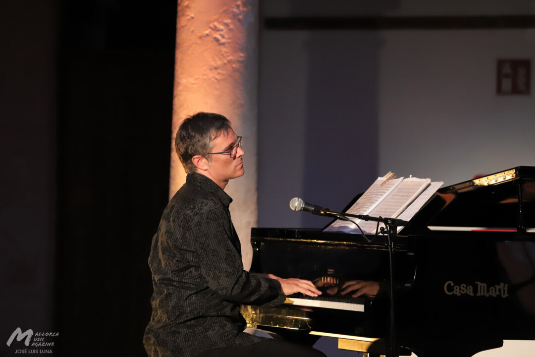 Concert de Maria del Mar Bonet a Muro - Sons de Nit 2023 - Mallorca Music Magazine